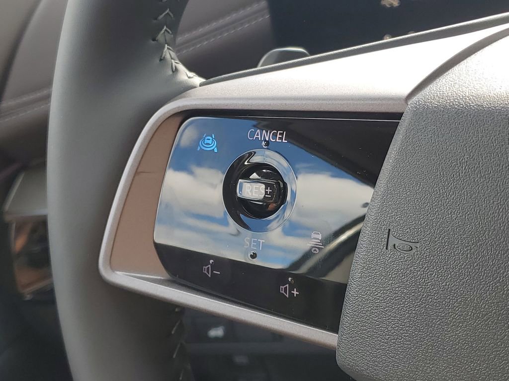 New 2025 Nissan Murano Platinum image 17