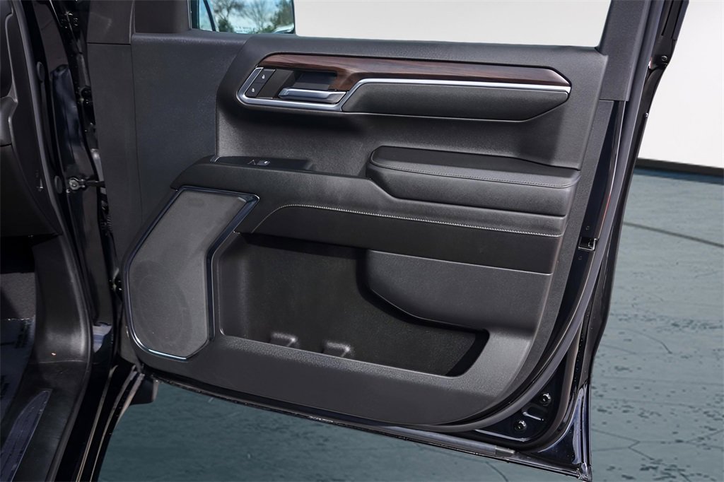 Used 2024 GMC Sierra 1500 SLT image 30