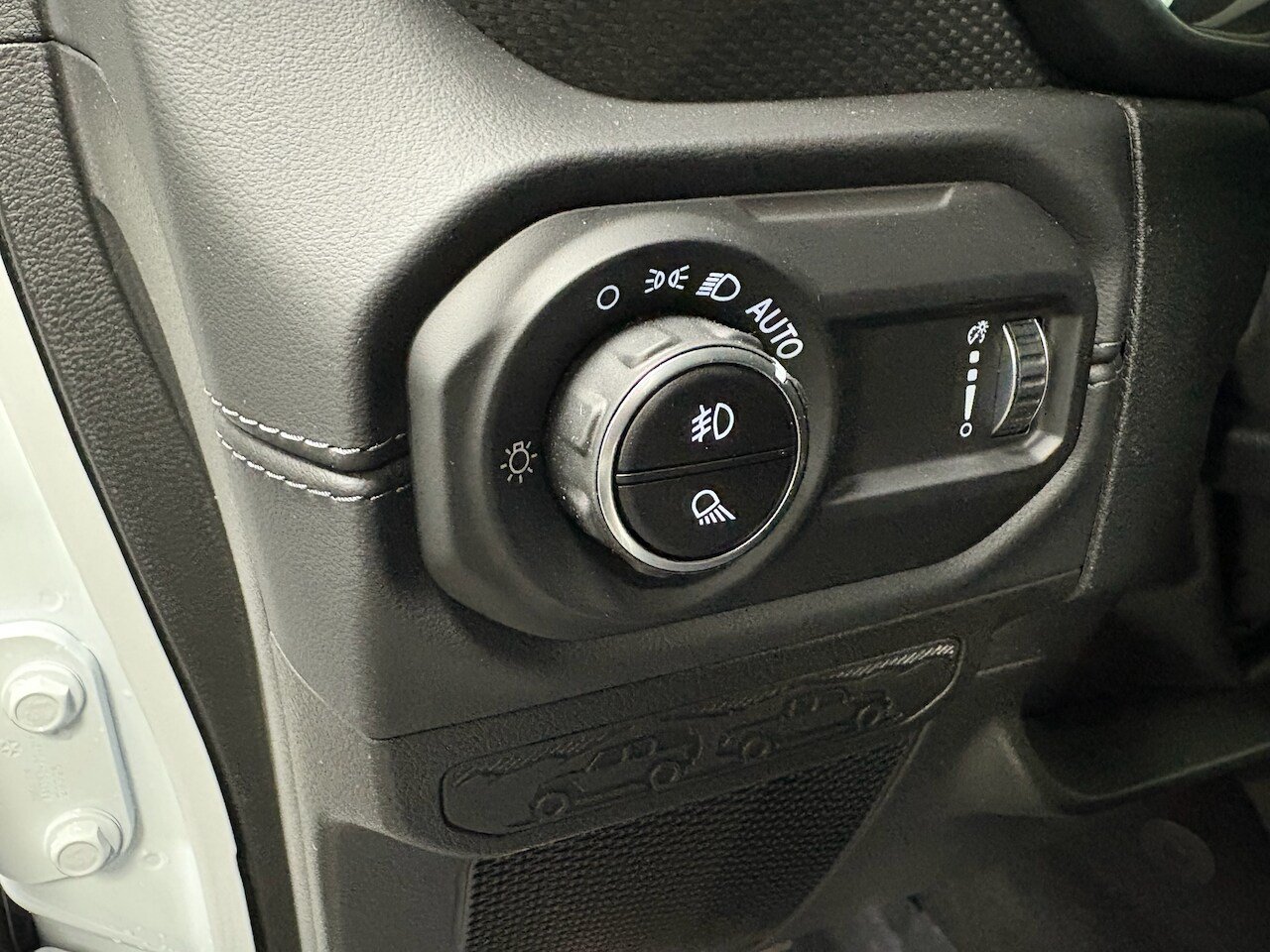 New 2026 Jeep Gladiator Mojave AWD/4WD image 12