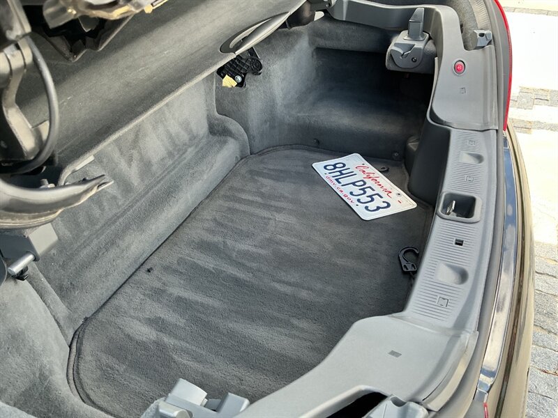 Used 2004 Mercedes-Benz SL 55 AMG image 40