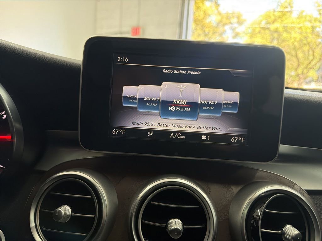 Certified 2018 Mercedes-Benz GLC 300 4MATIC image 33