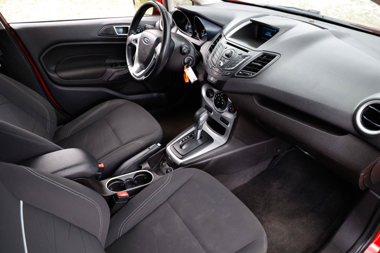 Used 2014 Ford Fiesta SE FWD image 16