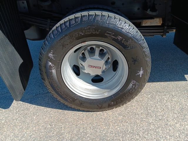 Used 2024 GMC Sierra 3500 Pro w/ Convenience Package image 43
