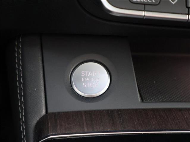Used 2023 Audi Q5 2.0T Prestige w/ Prestige Package AWD/4WD image 17