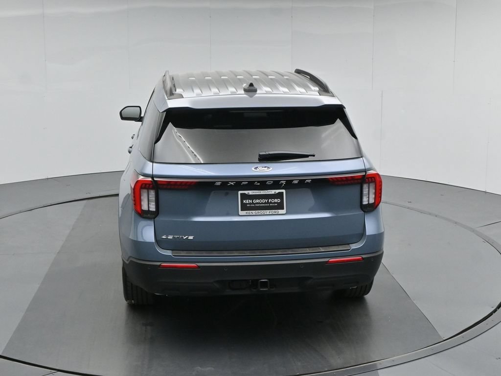 New 2026 Ford Explorer Active RWD image 41