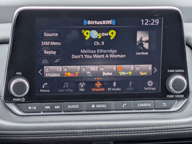 Used 2025 Nissan Rogue SV image 23