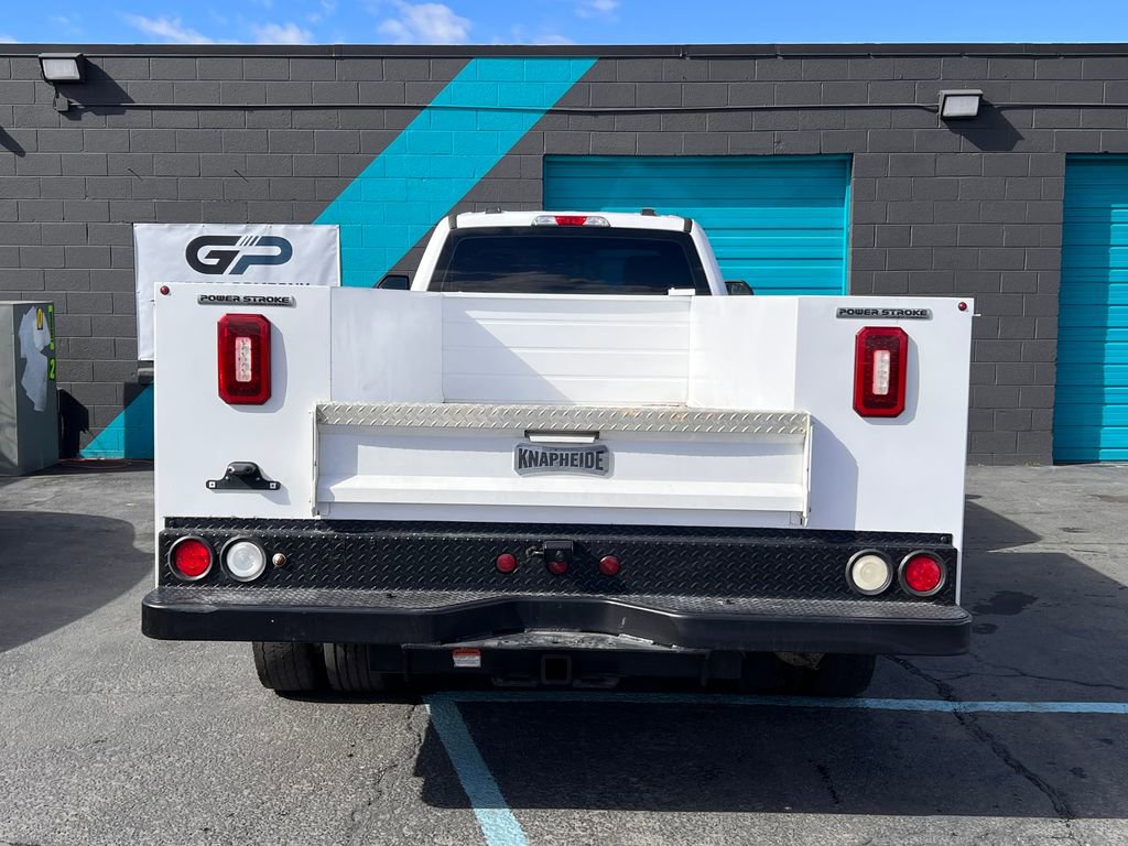 Used 2022 Ford F550 4x4 Crew Cab Super Duty w/ Power Equipment Group image 19