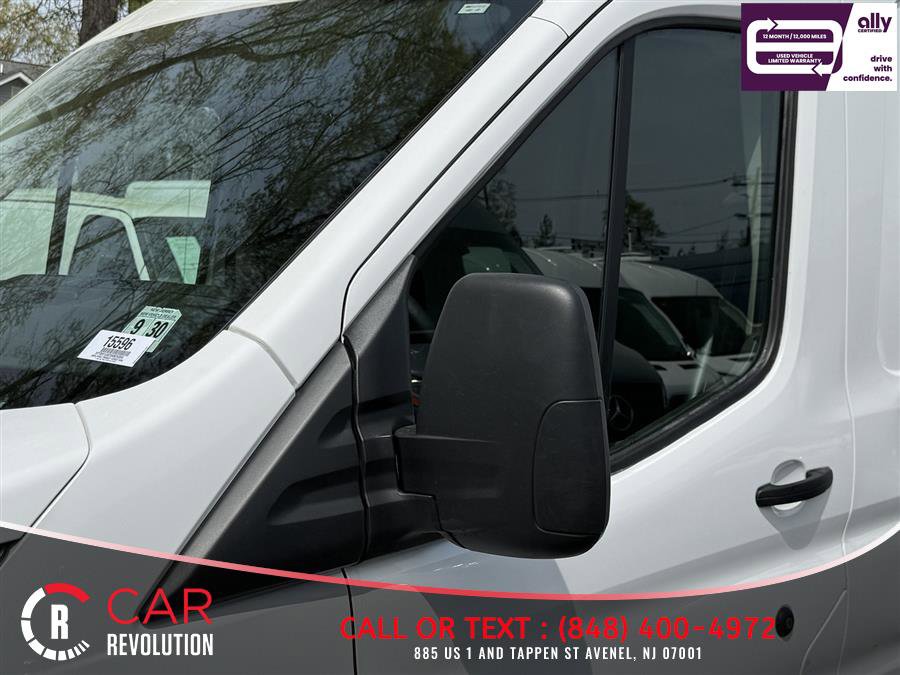 Used 2025 Ford Transit 250 148 Medium Roof RWD image 25