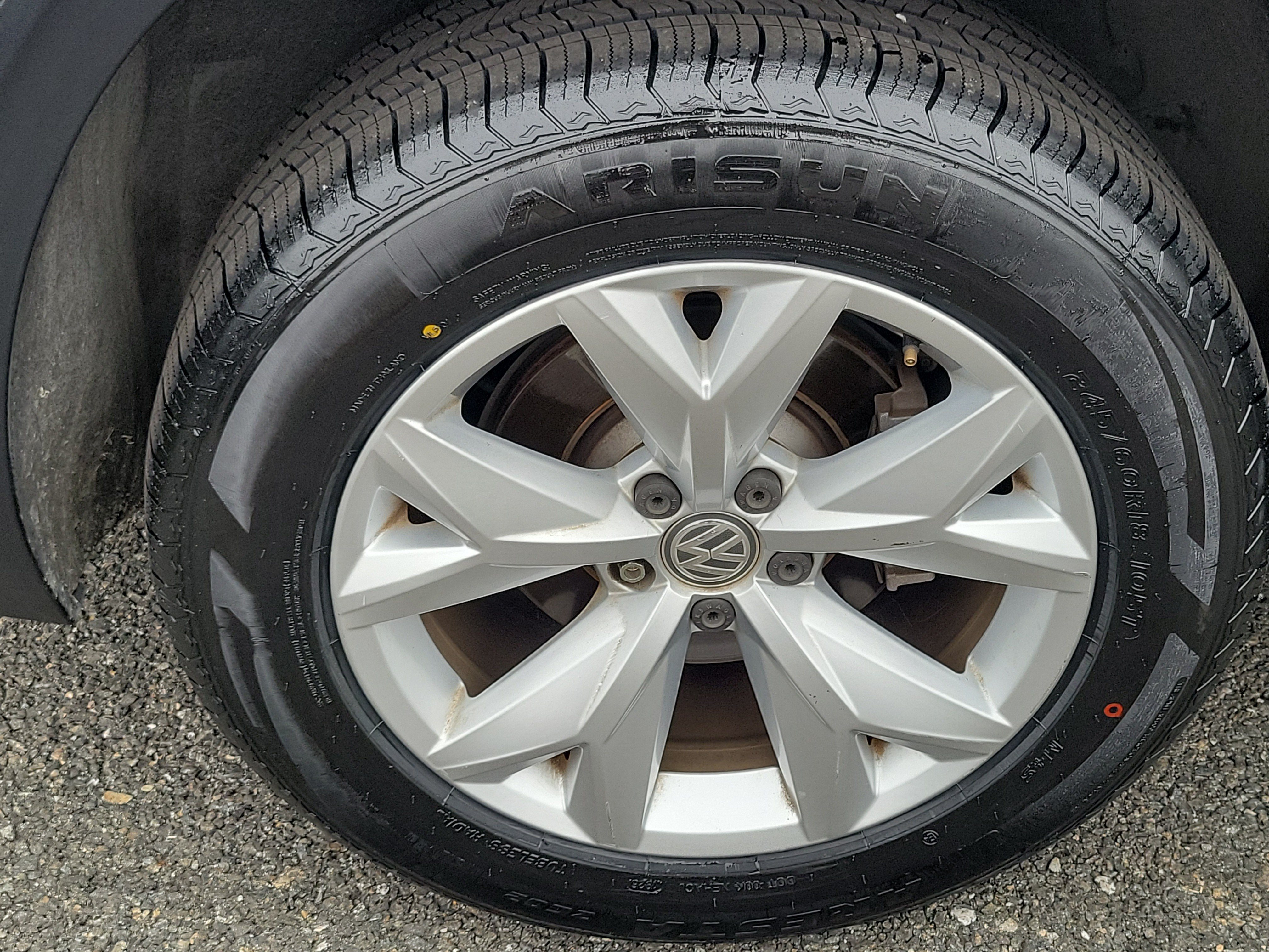 Used 2018 Volkswagen Atlas SE FWD image 23