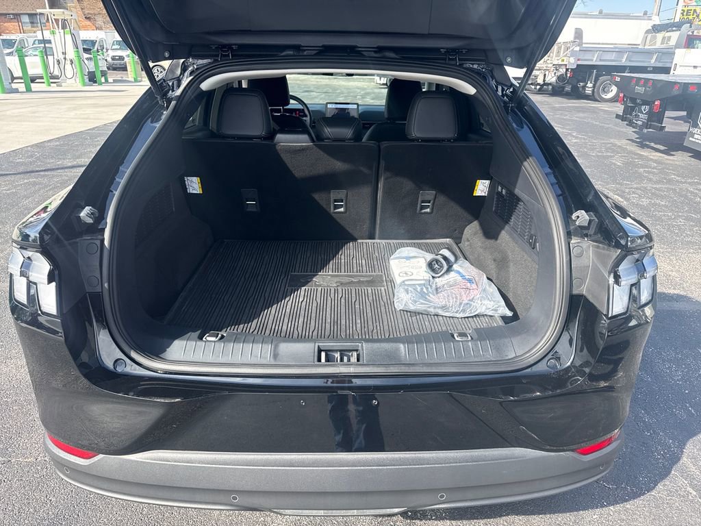 Used 2025 Ford Mustang Mach-E Select w/ Comfort Package Lite image 11