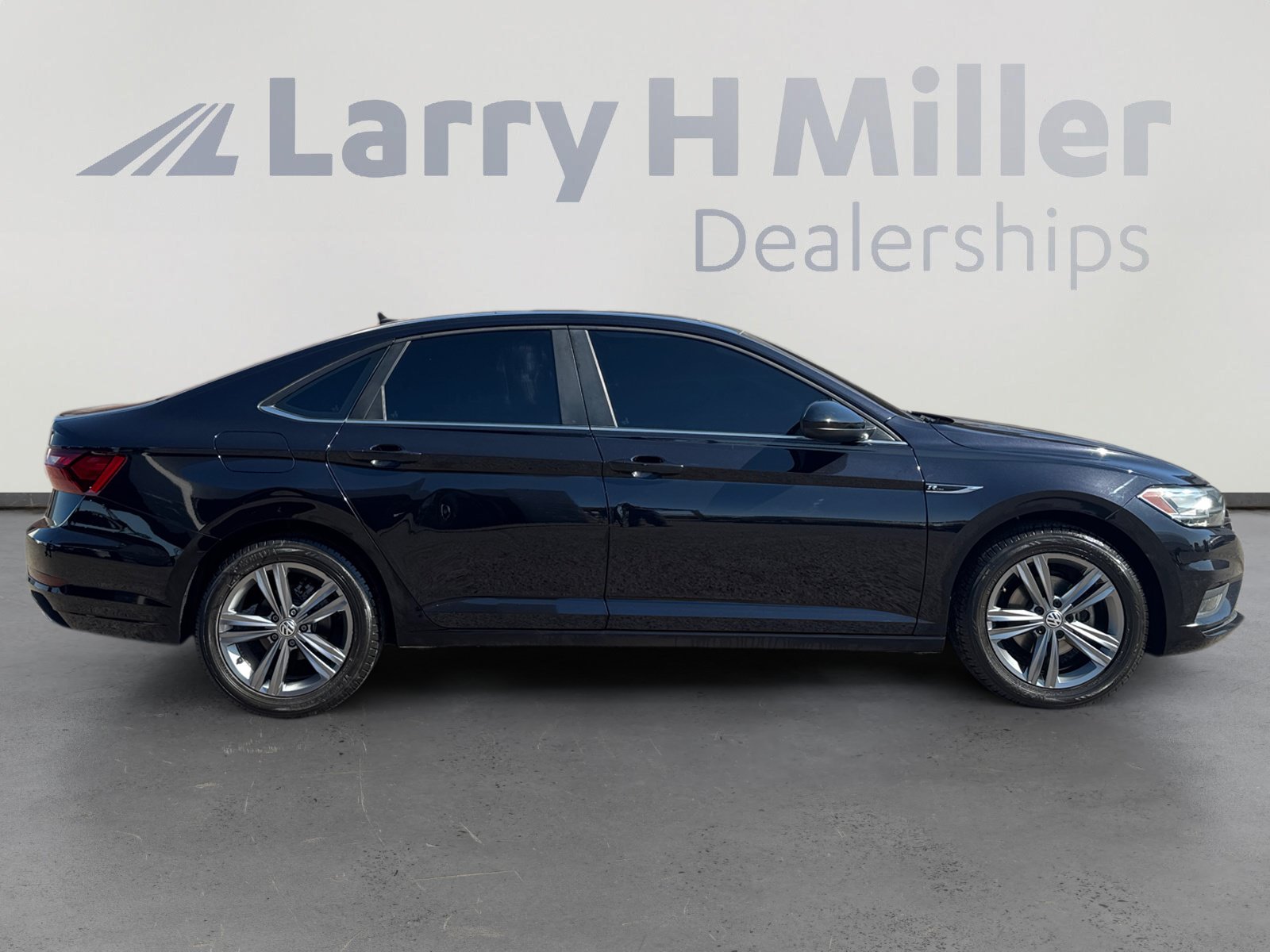 Used 2020 Volkswagen Jetta R-Line FWD image 6