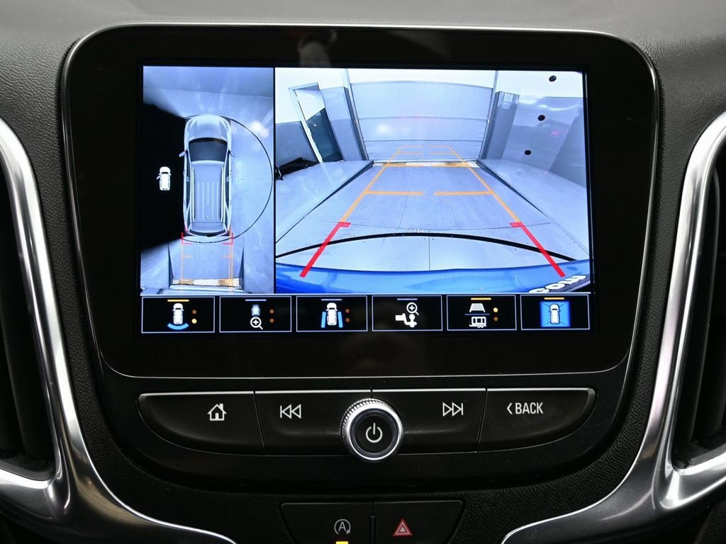 Used 2024 Chevrolet Equinox Premier image 23