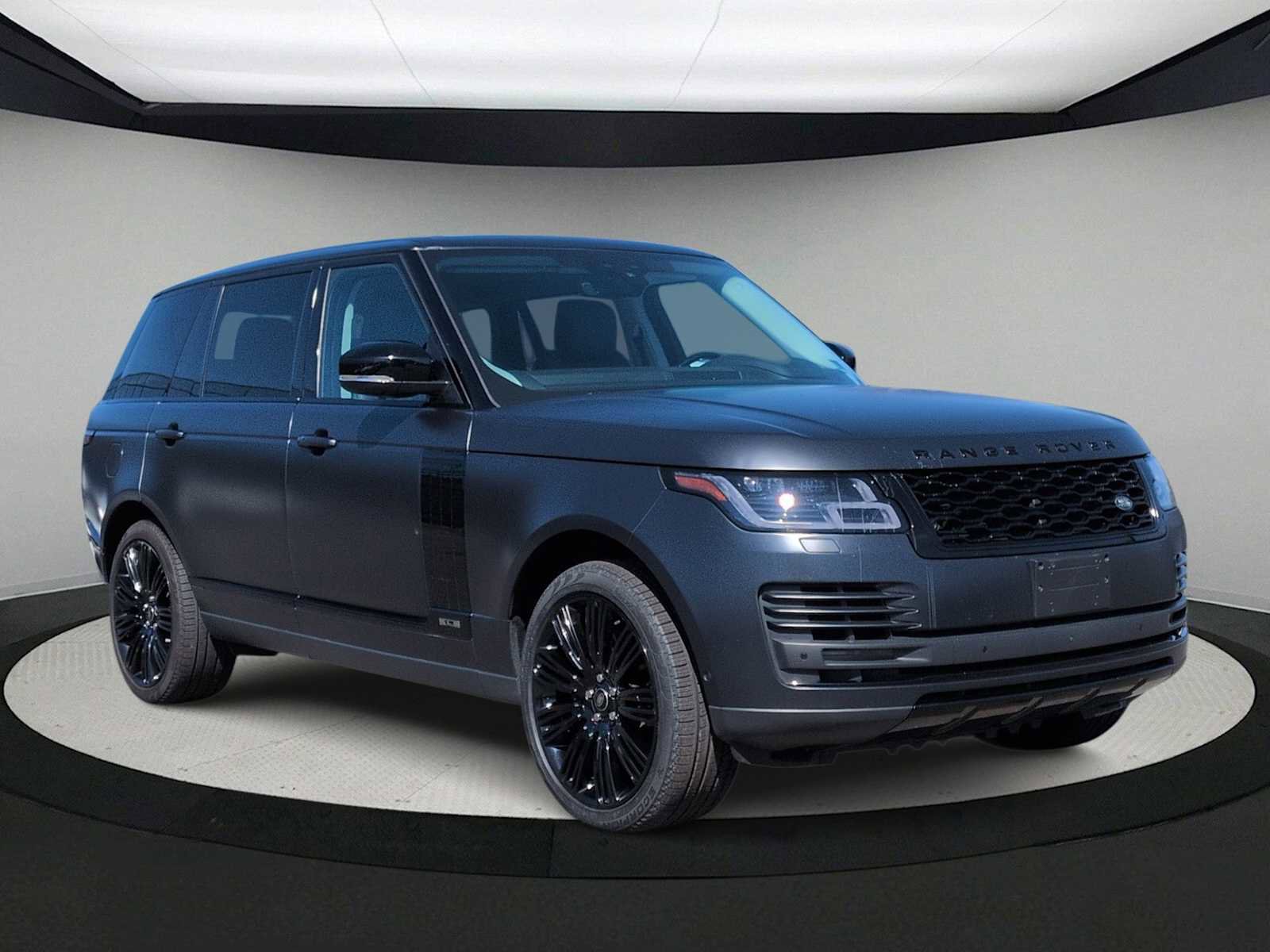 Used 2021 Land Rover Range Rover P525 Westminster Edition LWB image 2