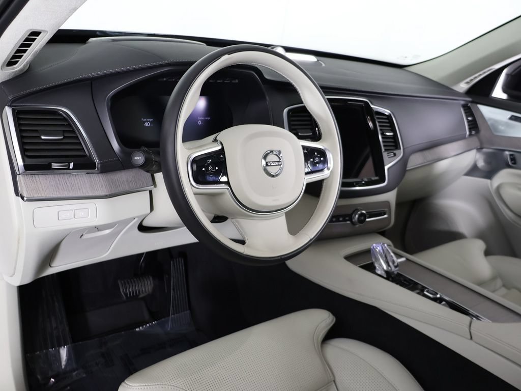 Used 2024 Volvo XC90 T8 Ultimate w/ Lounge Package AWD/4WD image 35