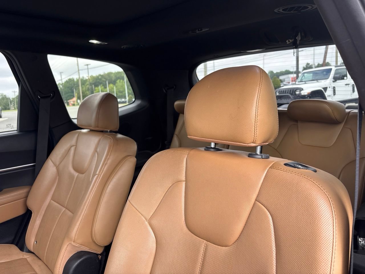Used 2020 Kia Telluride SX FWD image 5
