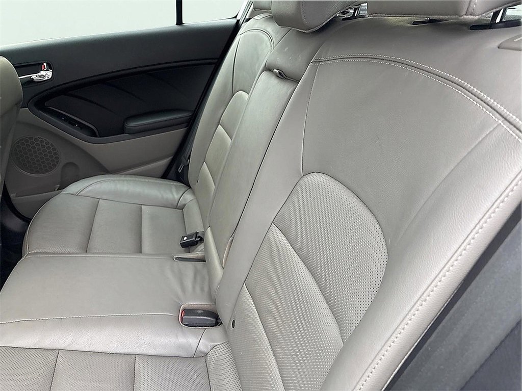 Used 2015 Kia Forte EX w/ EX Premium Package image 17