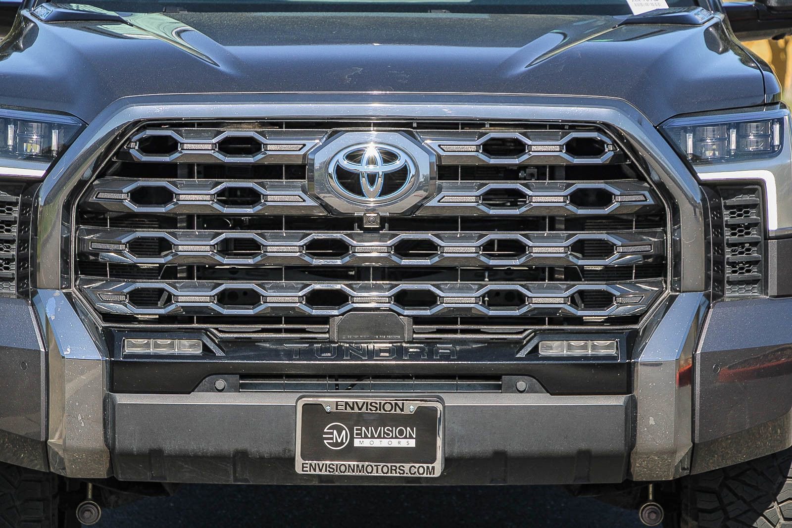 Used 2024 Toyota Tundra Platinum image 7