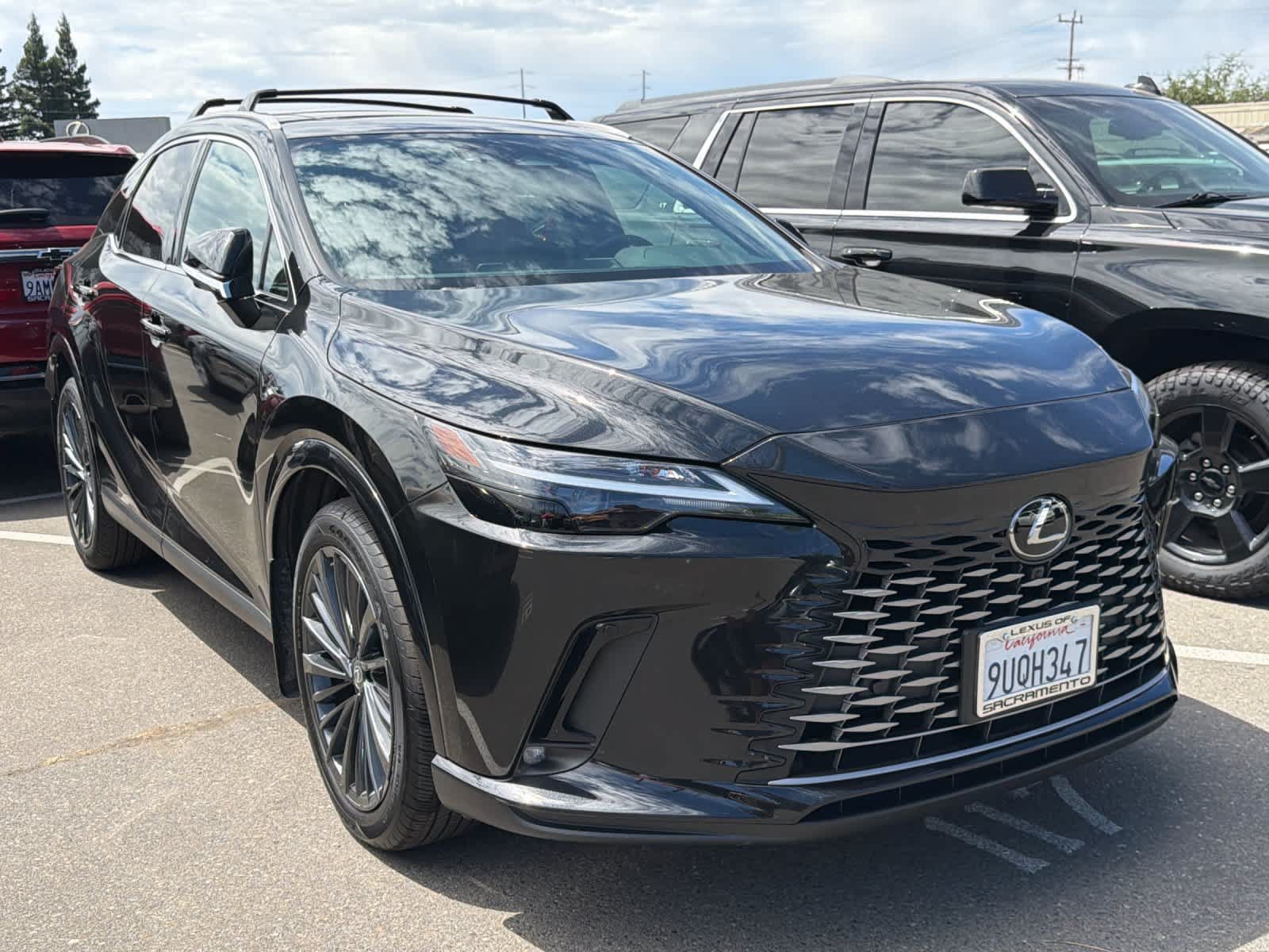 Used 2025 Lexus RX 350h w/ Convenience Package AWD/4WD image 3
