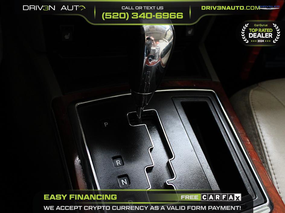 Used 2009 Chrysler 300 C w/ Luxury Group II image 14