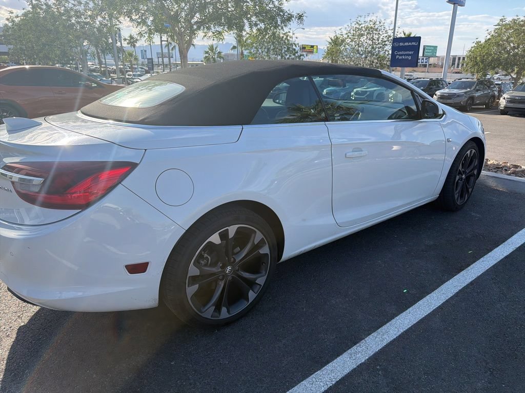 Used 2019 Buick Cascada Premium FWD image 32