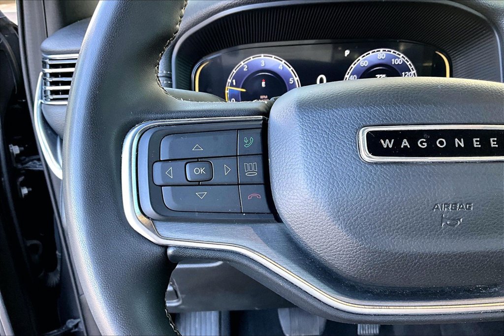 Used 2024 Jeep Wagoneer Series II AWD/4WD image 11