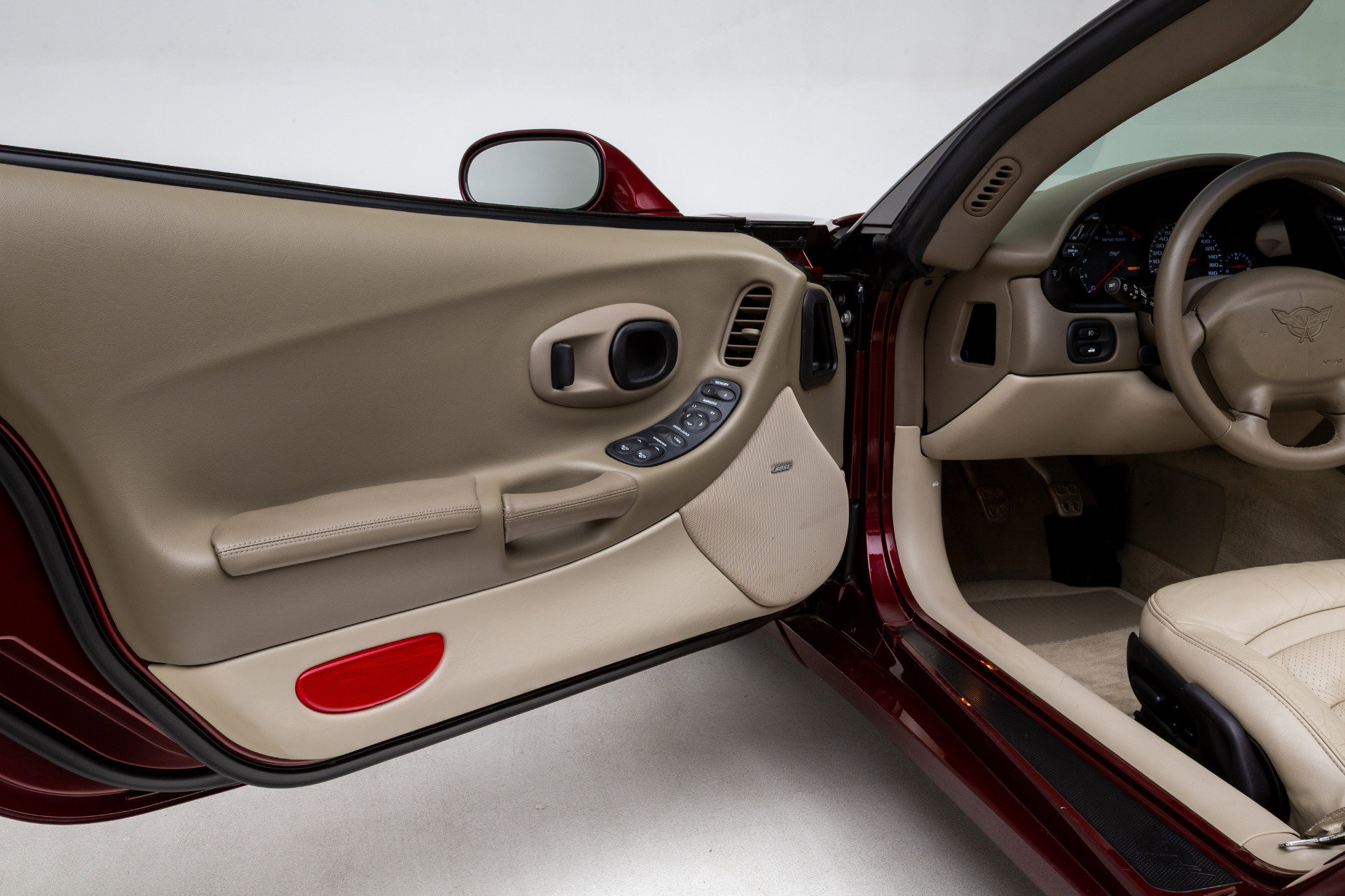 Used 2003 Chevrolet Corvette 50th Anniversary Edition w/ Preferred Equipment Group1 image 22