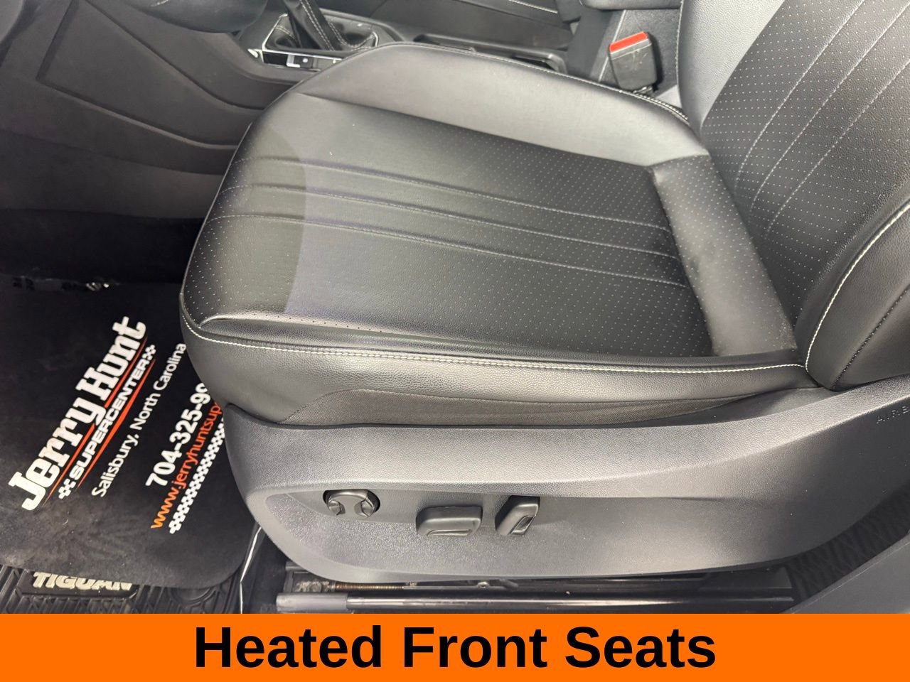 Used 2024 Volkswagen Tiguan SE R-Line image 12