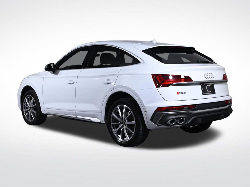 Used 2023 Audi SQ5 Prestige w/ Prestige Package image 3