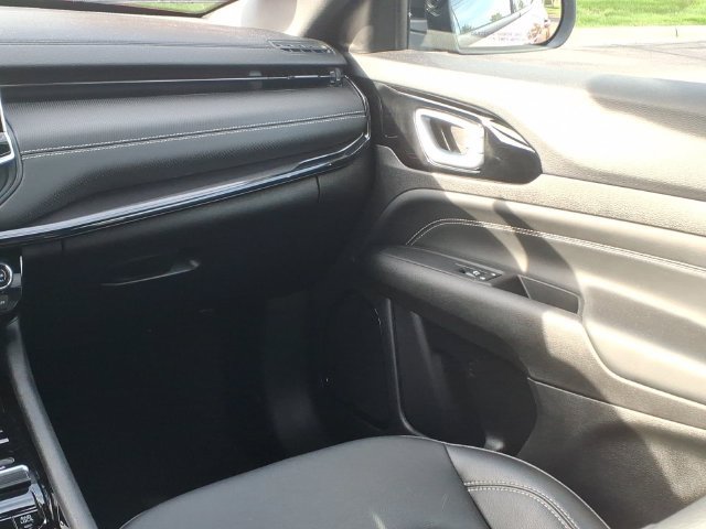 Certified 2023 Jeep Compass Latitude AWD/4WD image 12