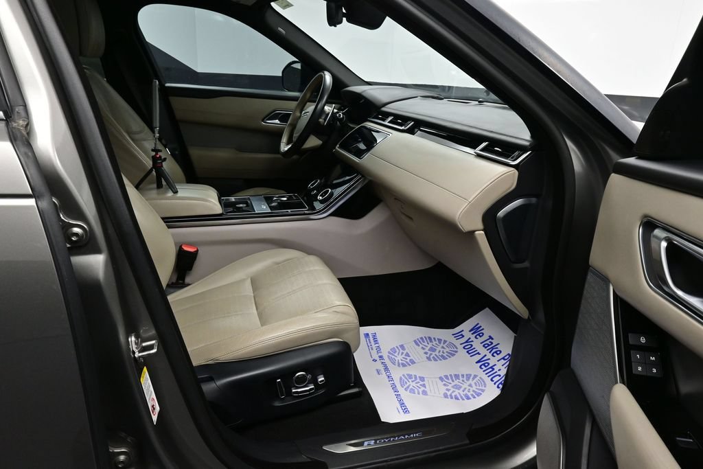 Used 2018 Land Rover Range Rover Velar R-Dynamic HSE AWD/4WD image 20