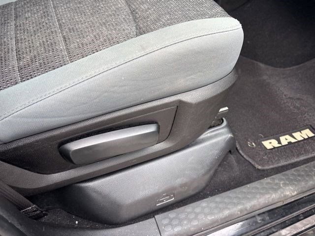 Used 2019 RAM 1500 Classic Warlock image 42