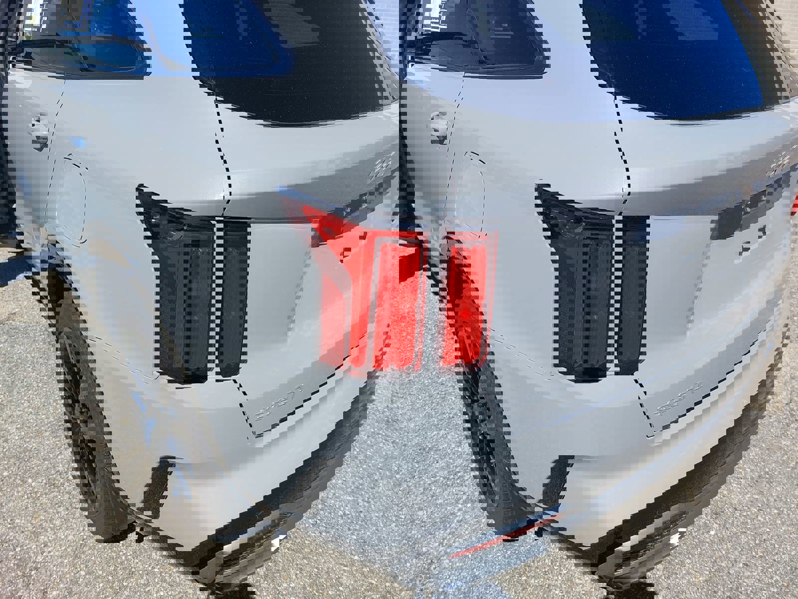 Used 2023 Kia Sorento SX image 36