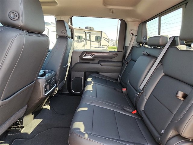 New 2025 GMC Sierra 2500 SLT w/ SLT Convenience Package image 9