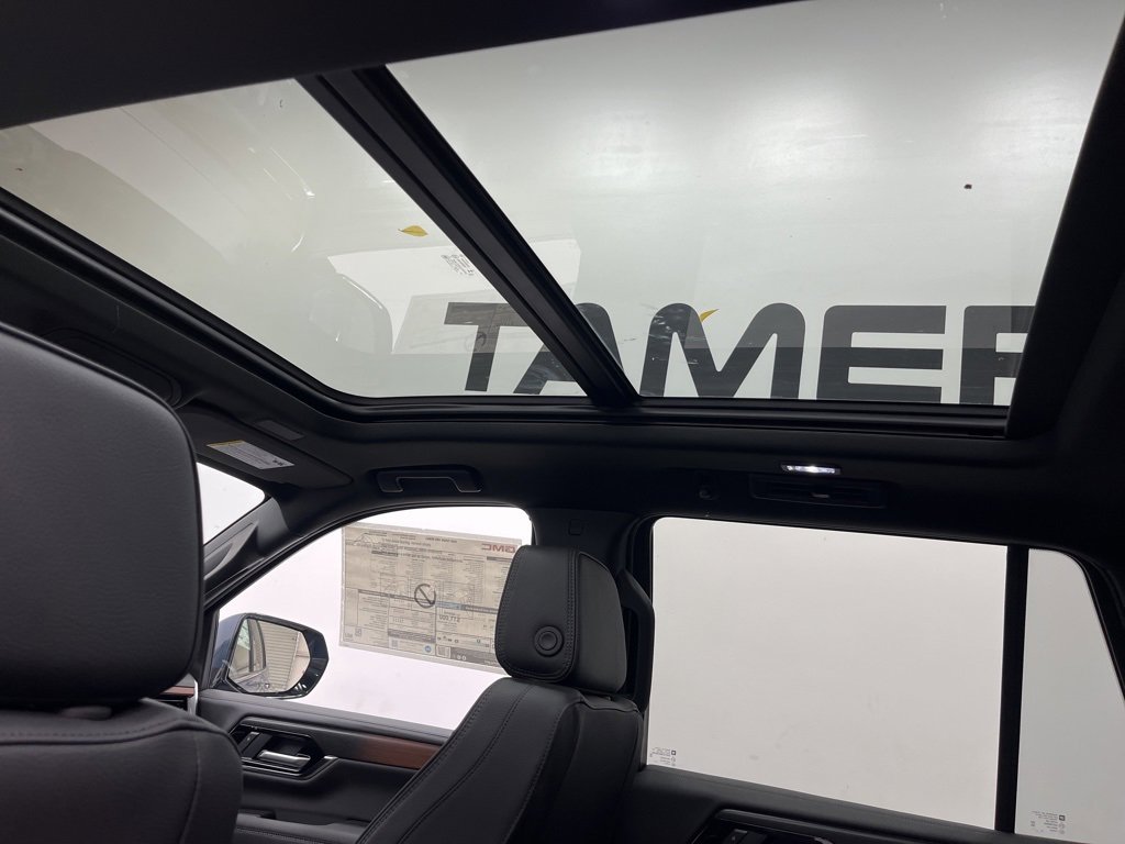New 2026 GMC Yukon Denali w/ Sun & Power Step Package image 12