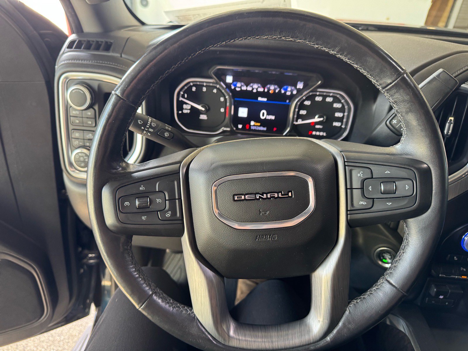 Used 2019 GMC Sierra 1500 Denali AWD/4WD image 28