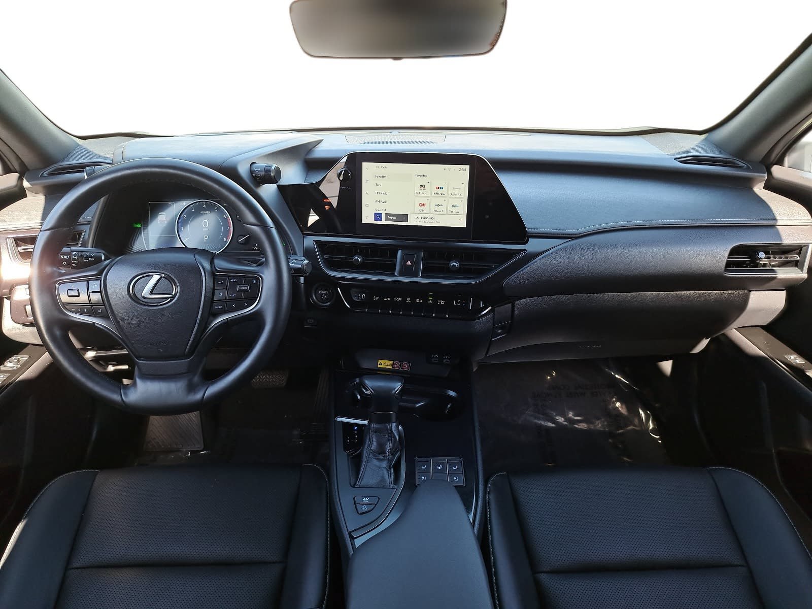 Used 2024 Lexus UX 250h F Sport FWD image 9