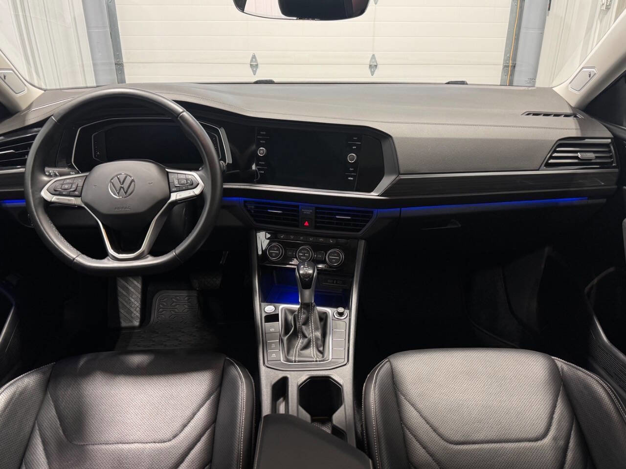 Used 2022 Volkswagen Jetta SEL FWD image 26