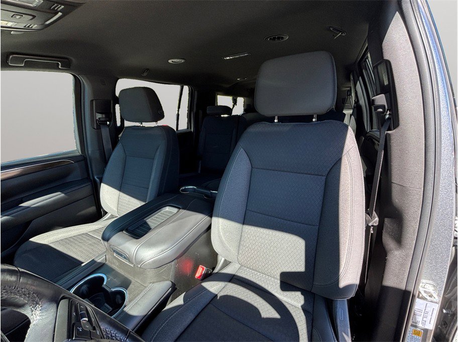 Used 2022 GMC Yukon XL SLE w/ Gmc Pro Safety Plus Package image 21