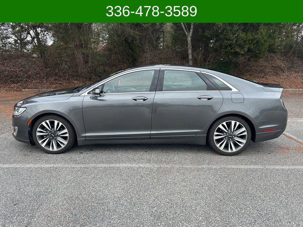 Used 2017 Lincoln MKZ Reserve image 2
