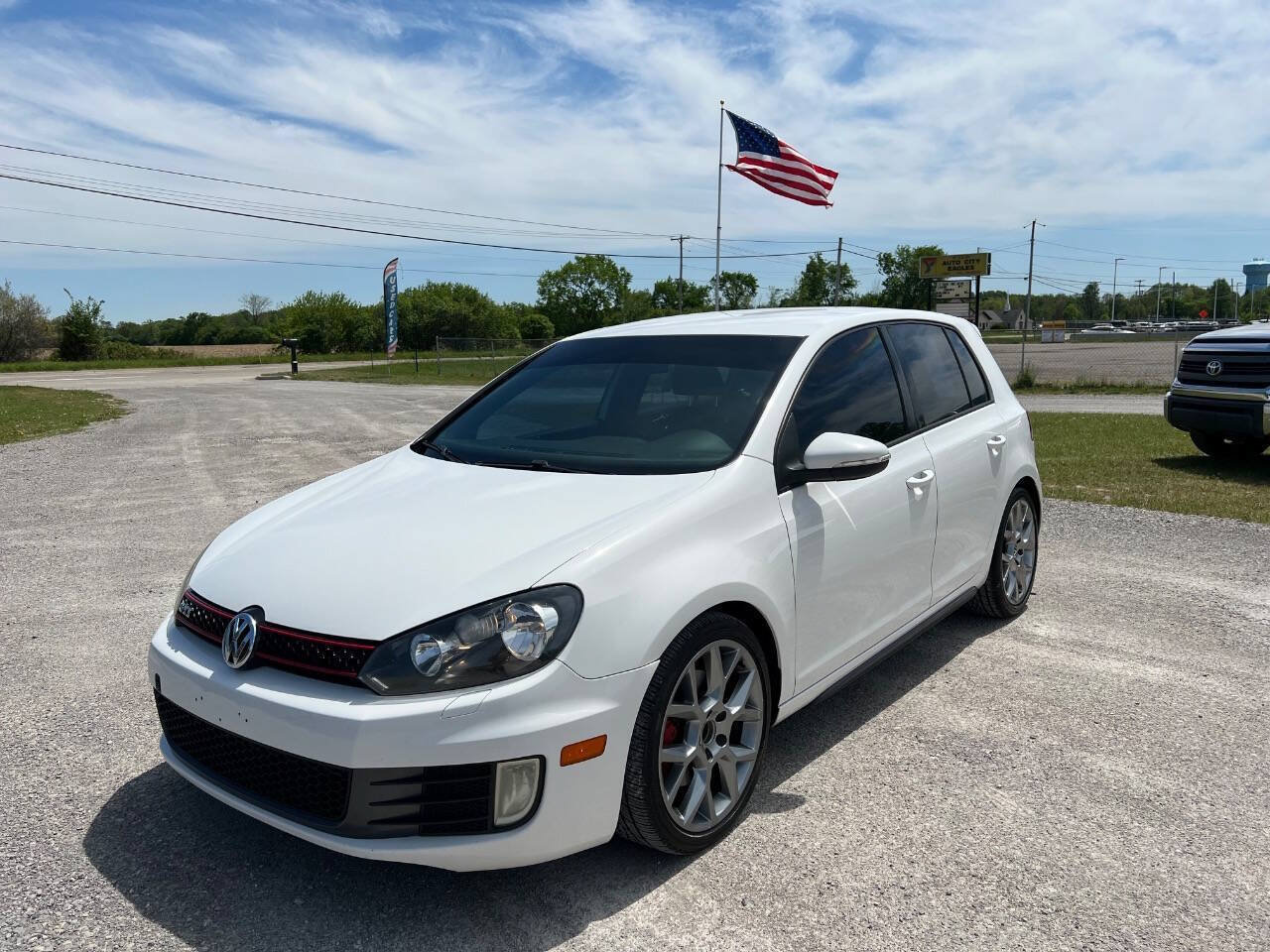 Used 2014 Volkswagen GTI Wolfsburg Edition FWD image 4