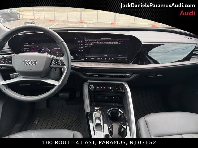 Used 2025 Audi Q5 Premium w/ Convenience Package AWD/4WD image 7