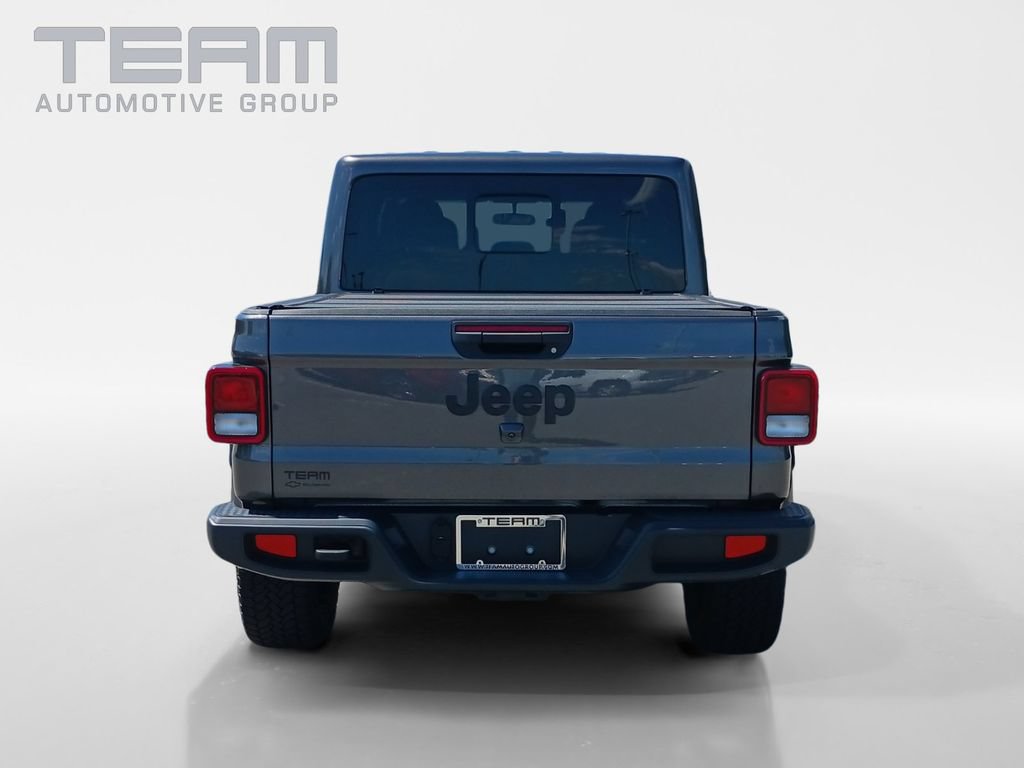 Used 2025 Jeep Gladiator Sport AWD/4WD image 6