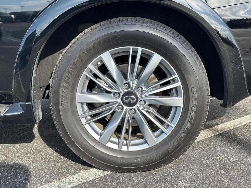 Used 2023 INFINITI QX80 Luxe w/ Cargo Package image 9