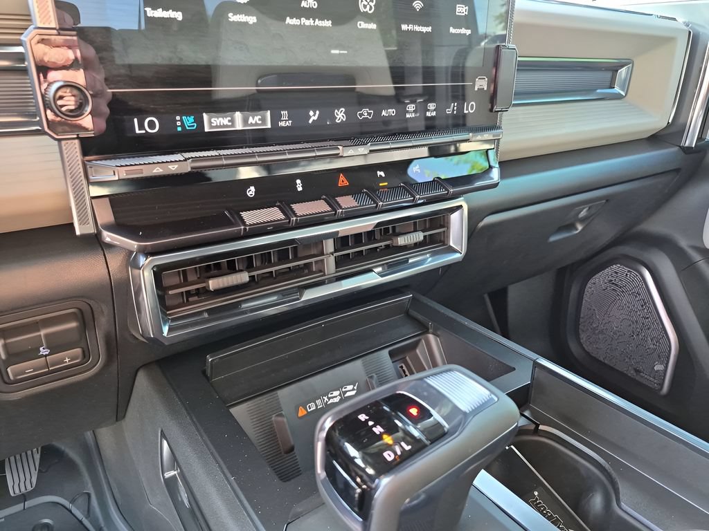 New 2026 GMC Hummer EV SUV AWD/4WD image 23