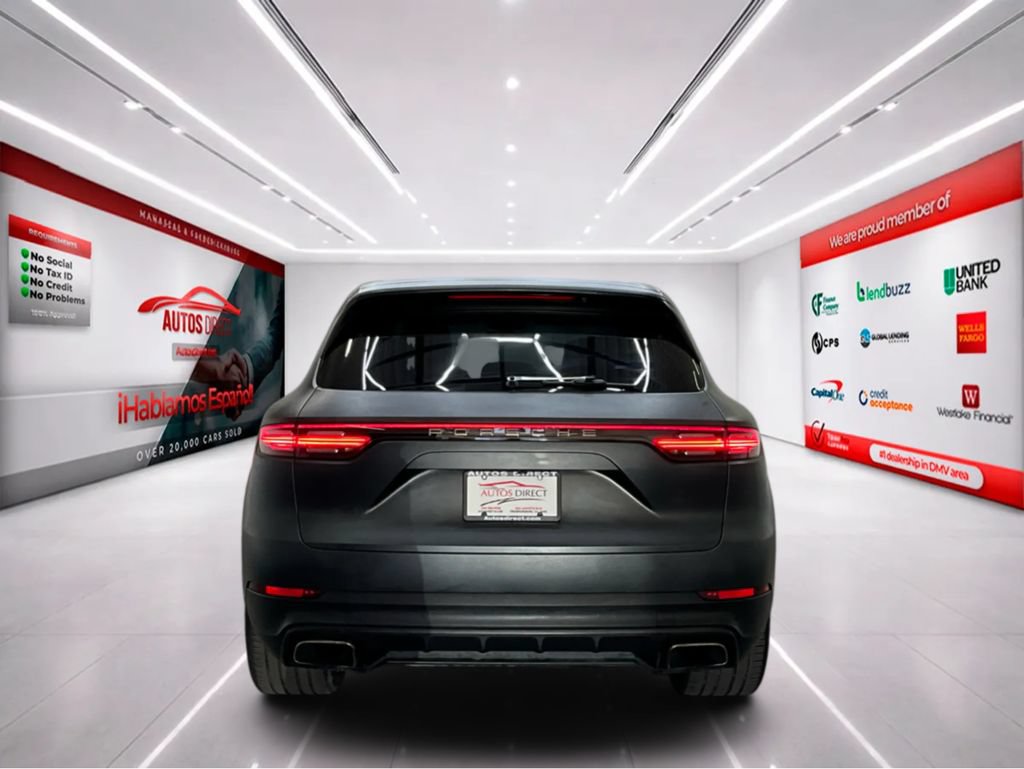 Used 2020 Porsche Cayenne AWD/4WD image 6