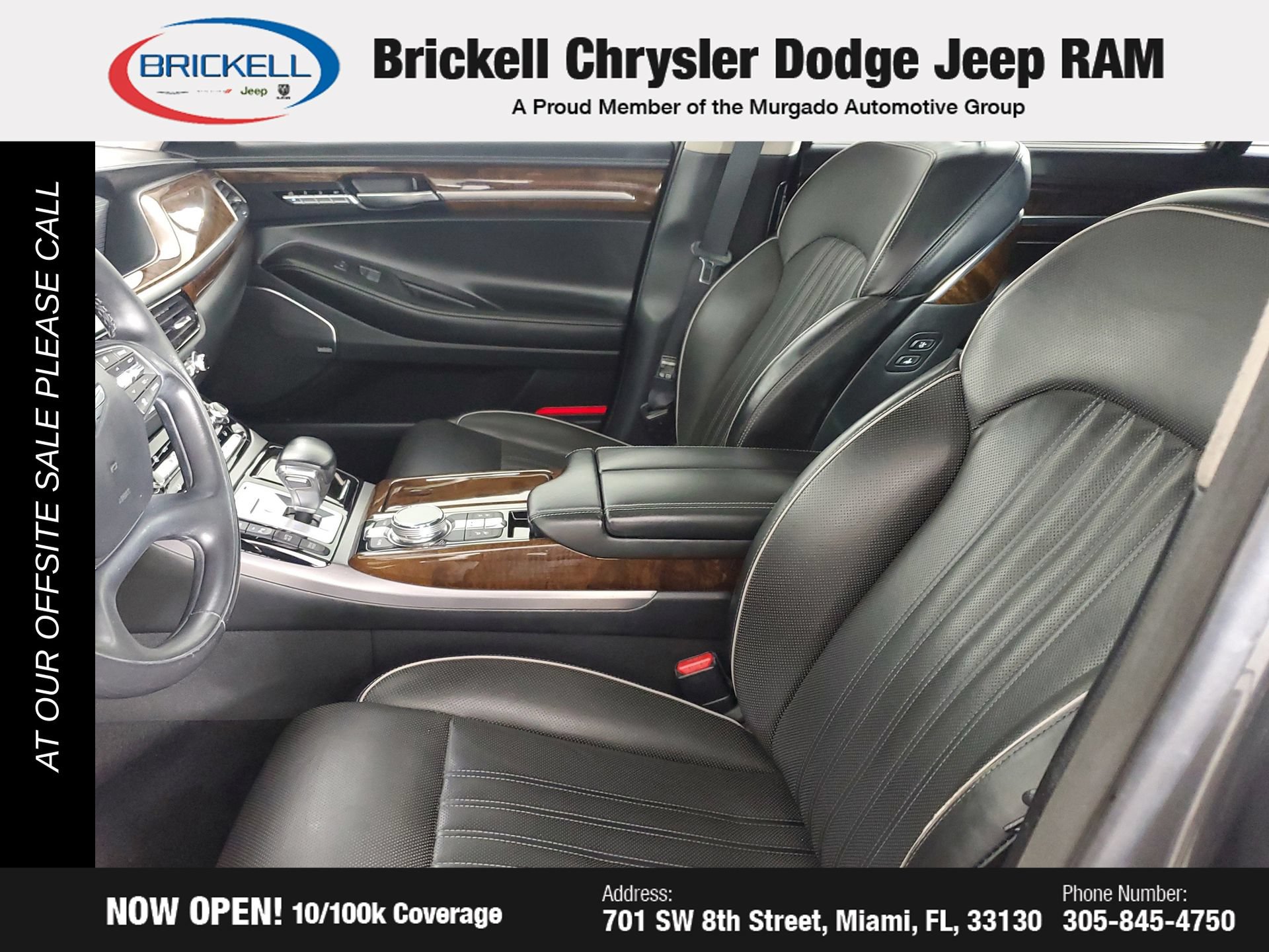 Used 2017 Genesis G90 3.3T Premium RWD image 28