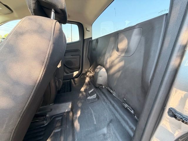 Used 2022 Chevrolet Colorado LT w/ Fleet Safety Package RWD image 19