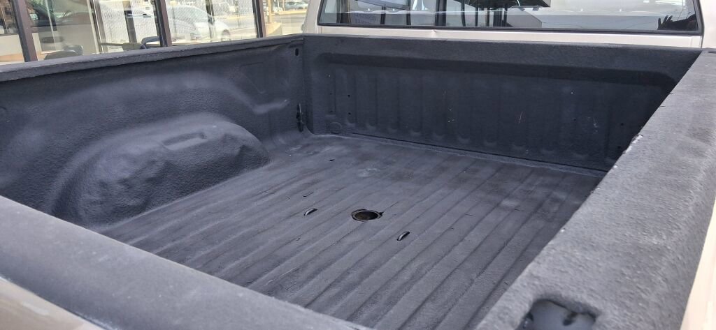 Used 2004 Dodge Ram 2500 Truck SLT w/ Trailer Tow Group image 12