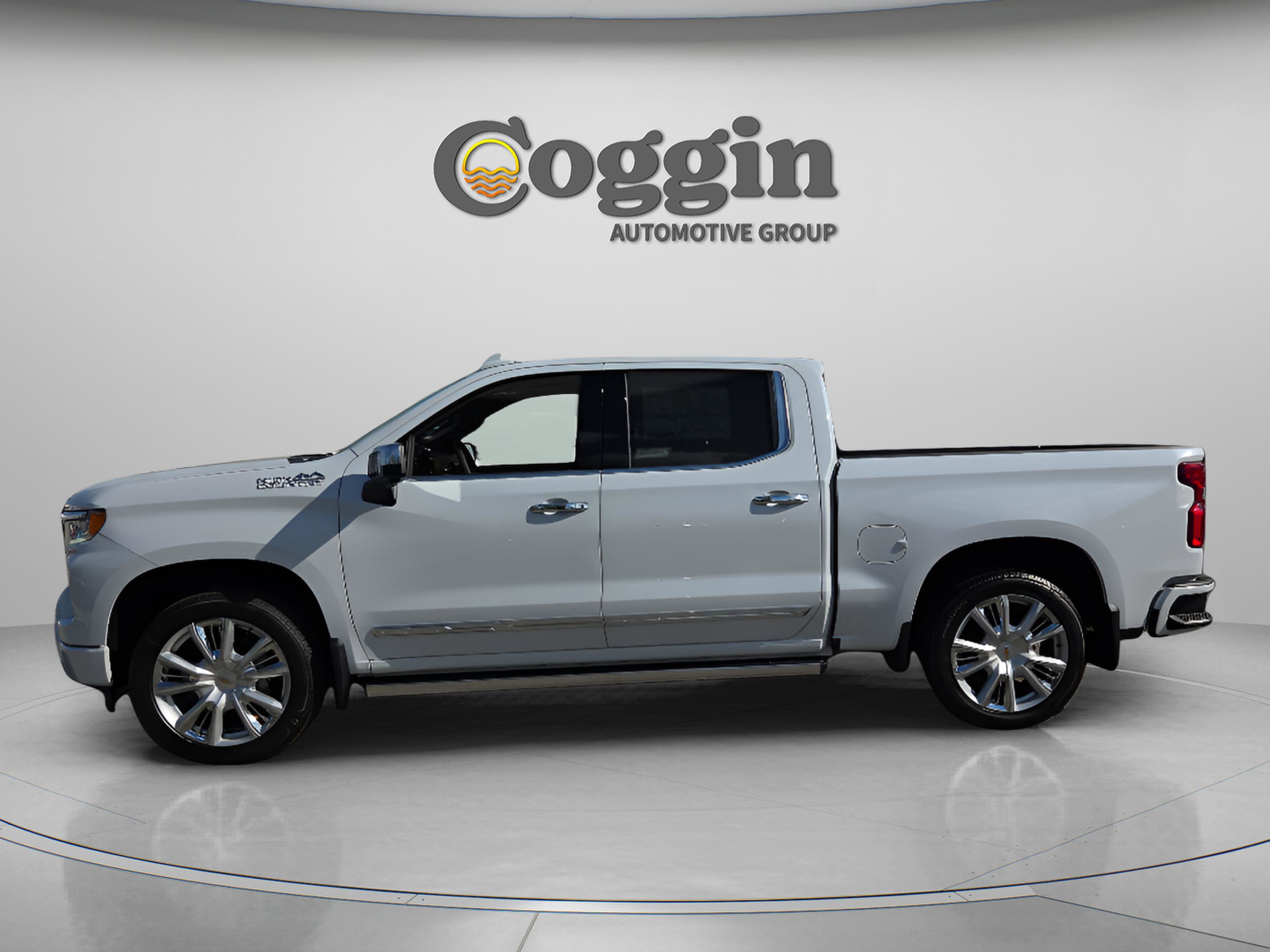 New 2026 Chevrolet Silverado 1500 High Country image 2