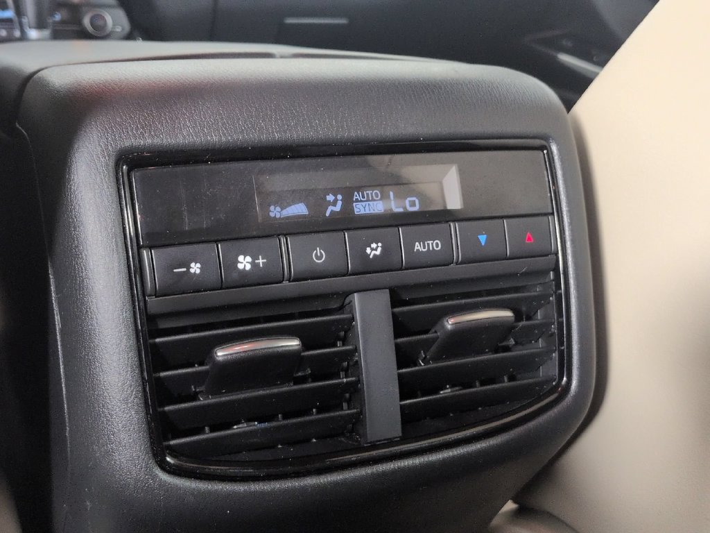 Used 2020 MAZDA CX-9 Touring FWD image 20